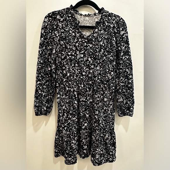 GAP - Kids Black and White  Patterned Dress - Girls - (Size XL 12-13) - Picture 1 of 6